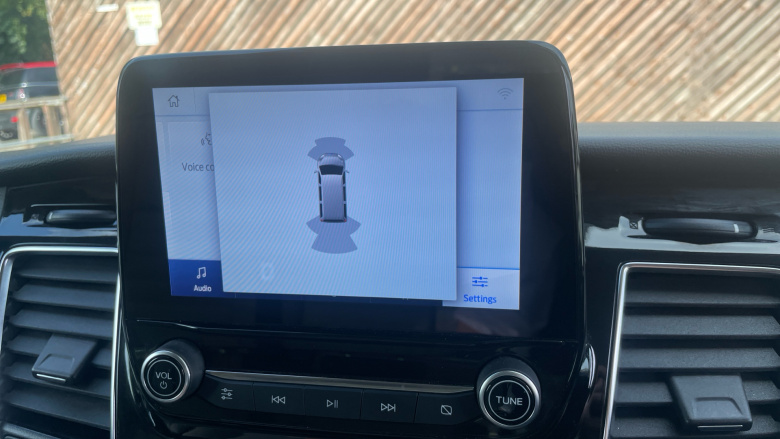 Ford Tourneo Custom Transit Custom Tourneo L2 Diesel Fwd 2.0 EcoBlue 150ps Low Roof 8 Seater Titanium